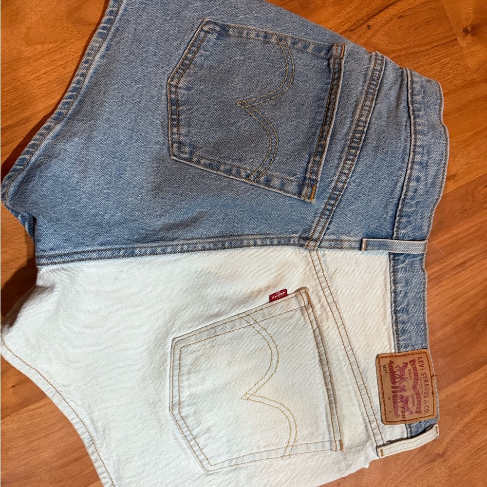 Levi's Blue and Cream Jean Shorts Summer Essential